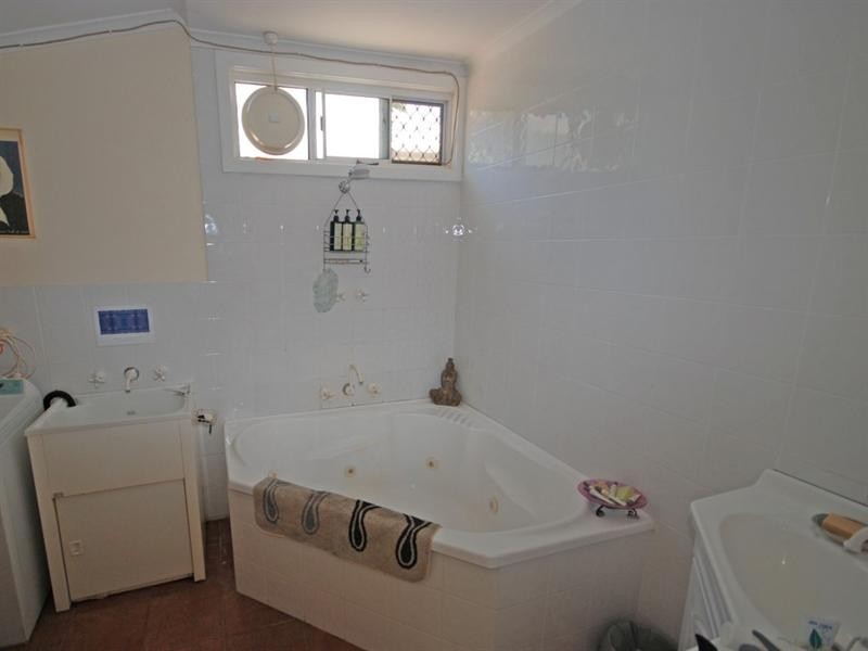 27A Homer Street, Narrogin WA 6312