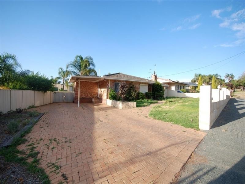 65 Doney Street, Narrogin WA 6312