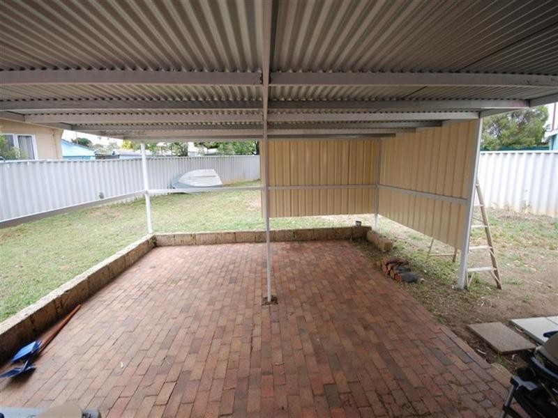 64 Bannister Street, Narrogin WA 6312