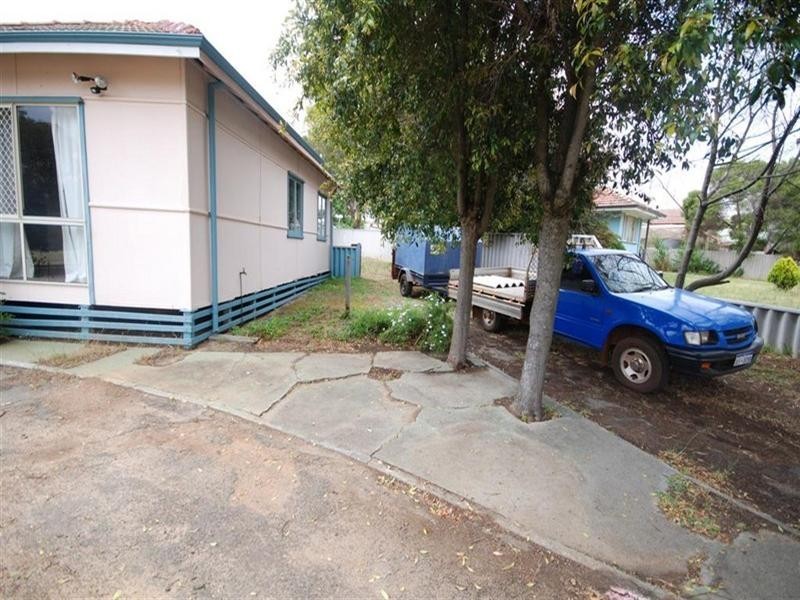 64 Bannister Street, Narrogin WA 6312