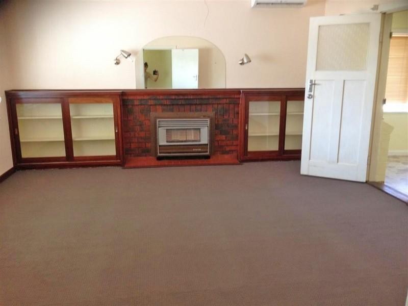 80 Brookton Highway, Brookton WA 6306