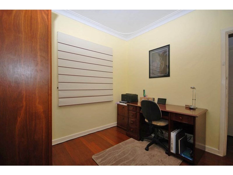 13 Lock Street, Narrogin WA 6312