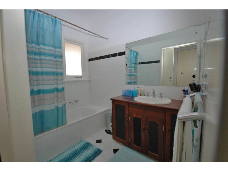 13 Lock Street, Narrogin WA 6312