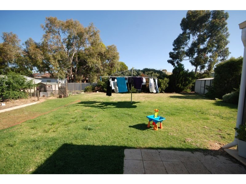 13 Lock Street, Narrogin WA 6312