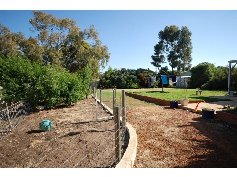 13 Lock Street, Narrogin WA 6312