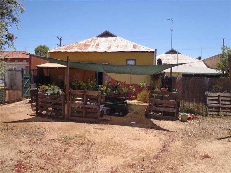 14 Campbell Street, Corrigin WA 6375