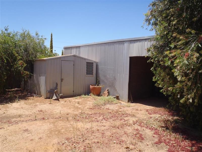 14 Campbell Street, Corrigin WA 6375