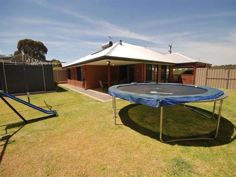 96 Forrest Street, Narrogin WA 6312