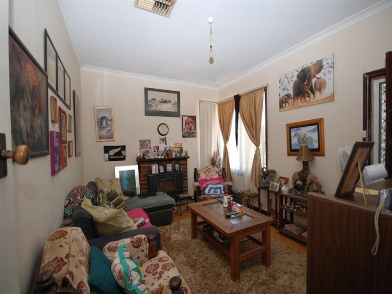 42 Bannister Street, Narrogin WA 6312