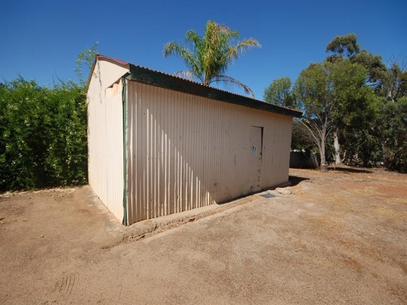 32 Butler Street, Narrogin WA 6312