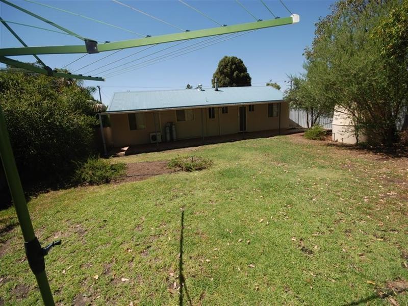 55 Hough Street, Narrogin WA 6312