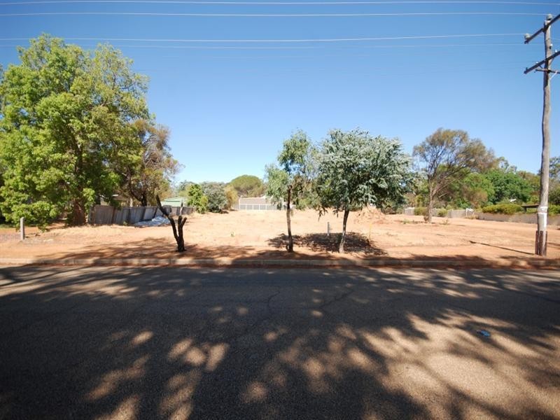 27 Argus Street, Narrogin WA 6312