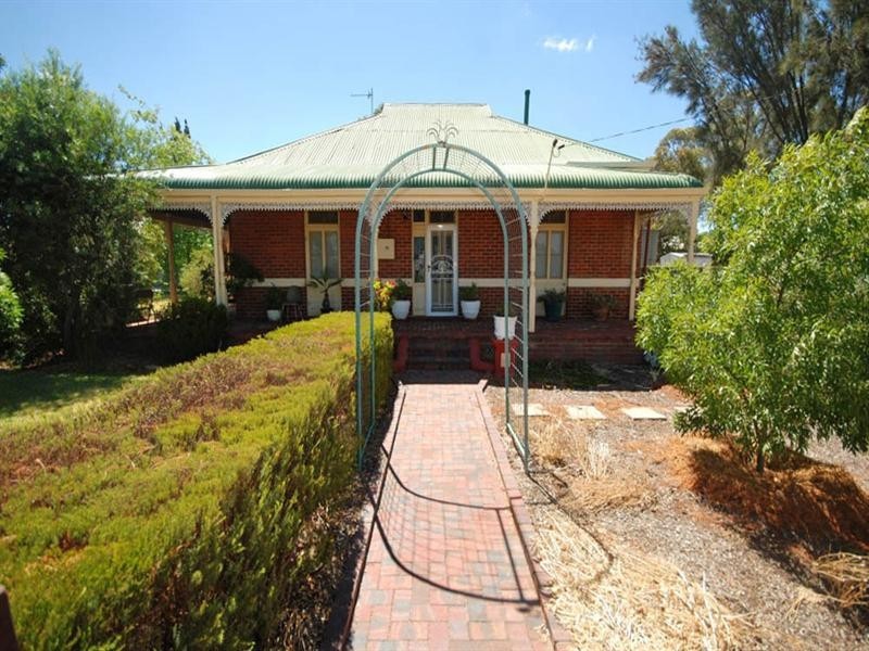 3 Havelock Street, Narrogin WA 6312