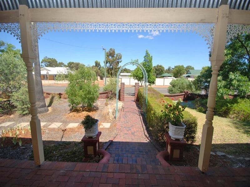 3 Havelock Street, Narrogin WA 6312