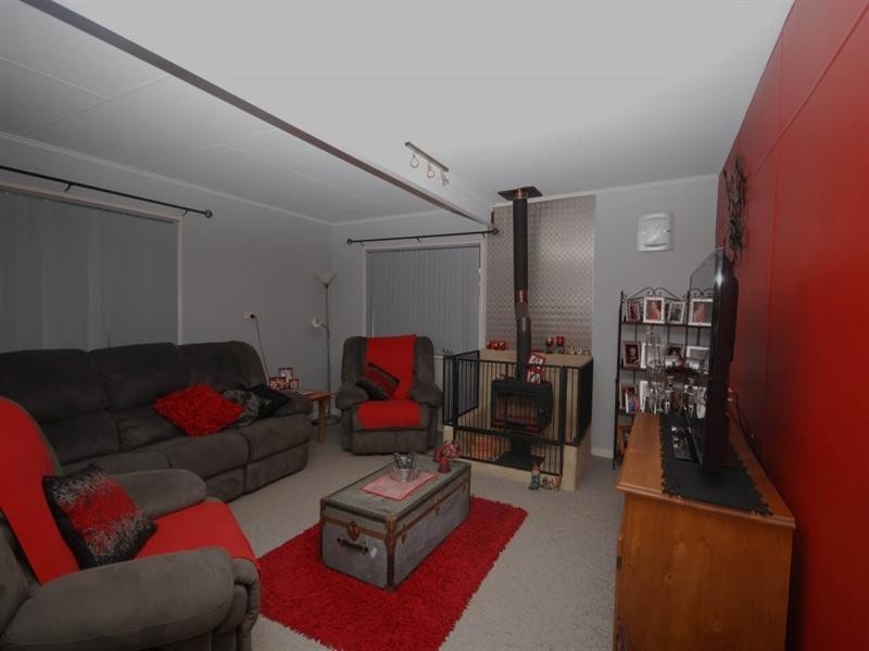 65 Ensign Street, Narrogin WA 6312