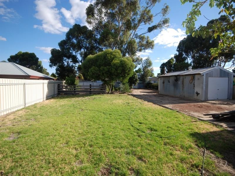 65 Ensign Street, Narrogin WA 6312