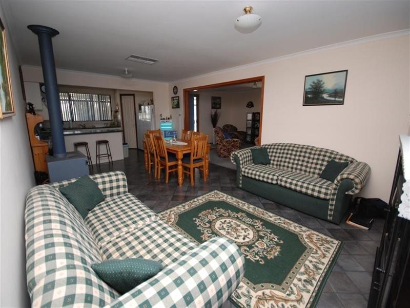 26 Curlew Way, Wickepin WA 6370