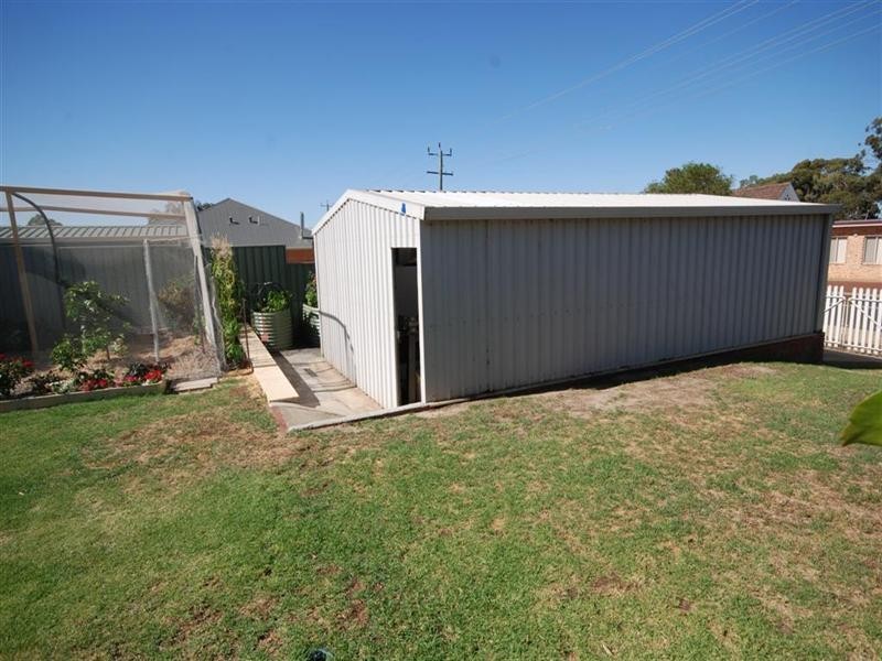 2 Hough Street, Narrogin WA 6312