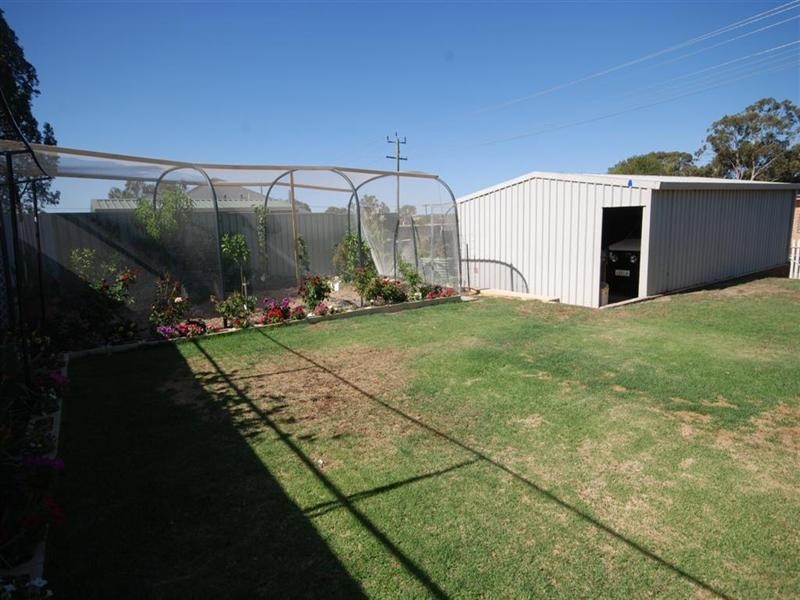 2 Hough Street, Narrogin WA 6312