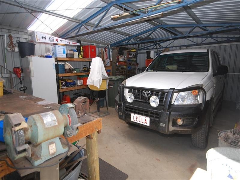 2 Hough Street, Narrogin WA 6312