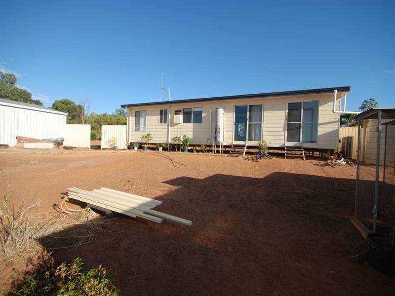 126 Cuballing Street, Cuballing WA 6311