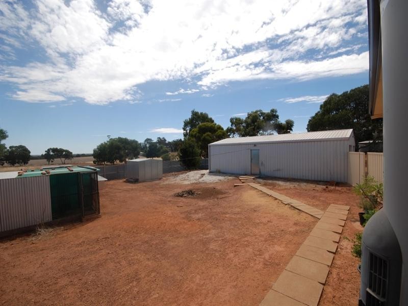 126 Cuballing Street, Cuballing WA 6311