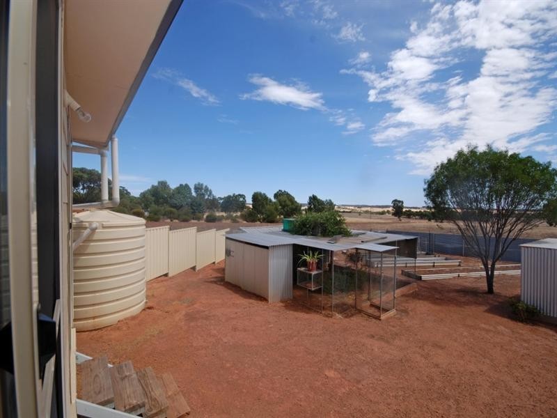 126 Cuballing Street, Cuballing WA 6311