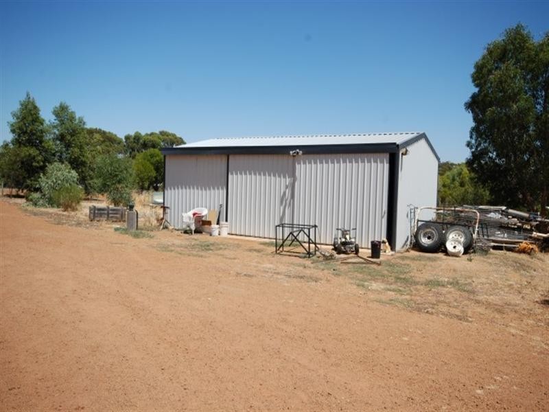 65 Russell Street, Cuballing WA 6311