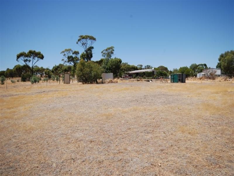 65 Russell Street, Cuballing WA 6311