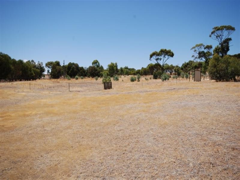 65 Russell Street, Cuballing WA 6311