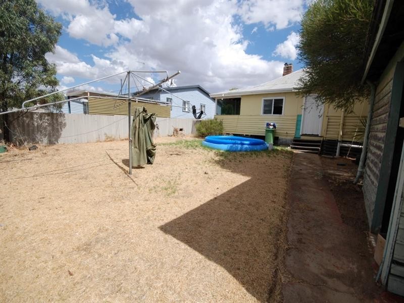 75 Fox Street, Narrogin WA 6312