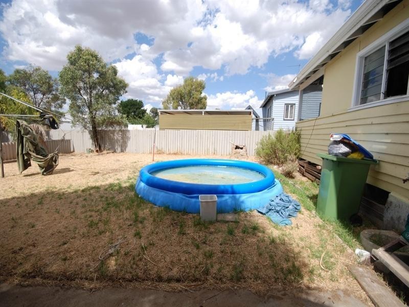 75 Fox Street, Narrogin WA 6312