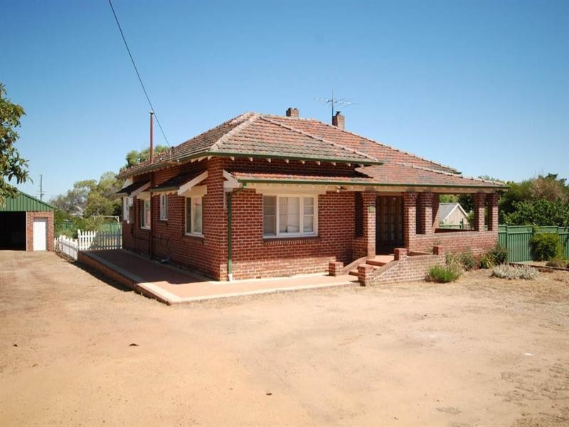 12 Ware Street, Wagin WA 6315