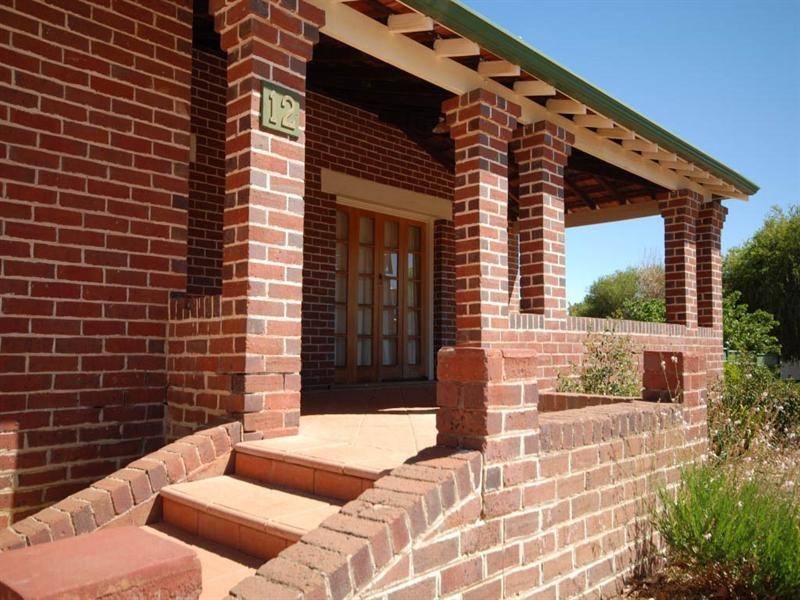12 Ware Street, Wagin WA 6315