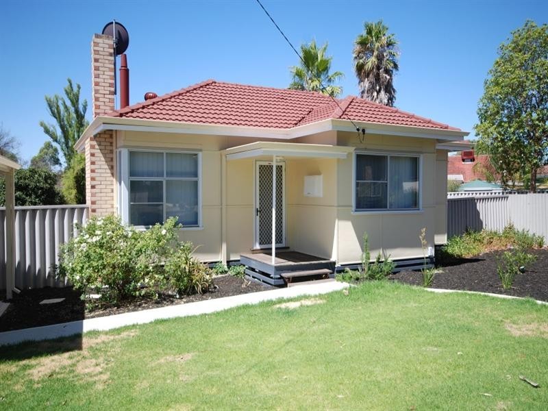 7 Clough Place, Narrogin WA 6312