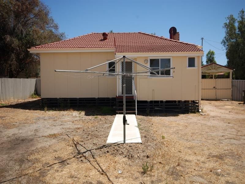 7 Clough Place, Narrogin WA 6312