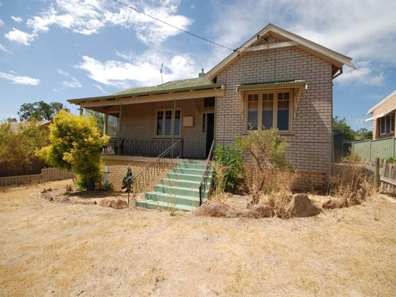 65 Williams Road, Narrogin WA 6312
