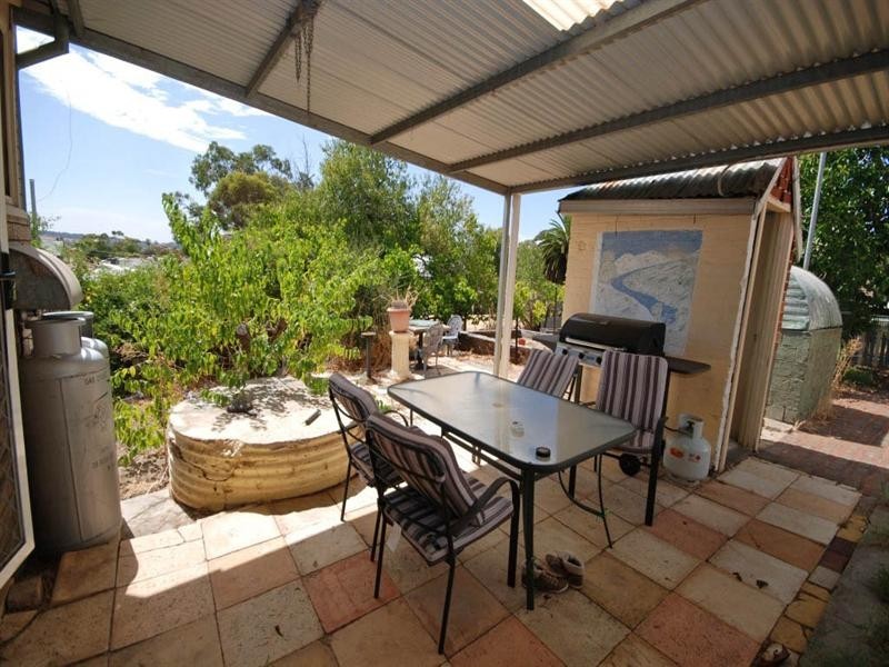 65 Williams Road, Narrogin WA 6312