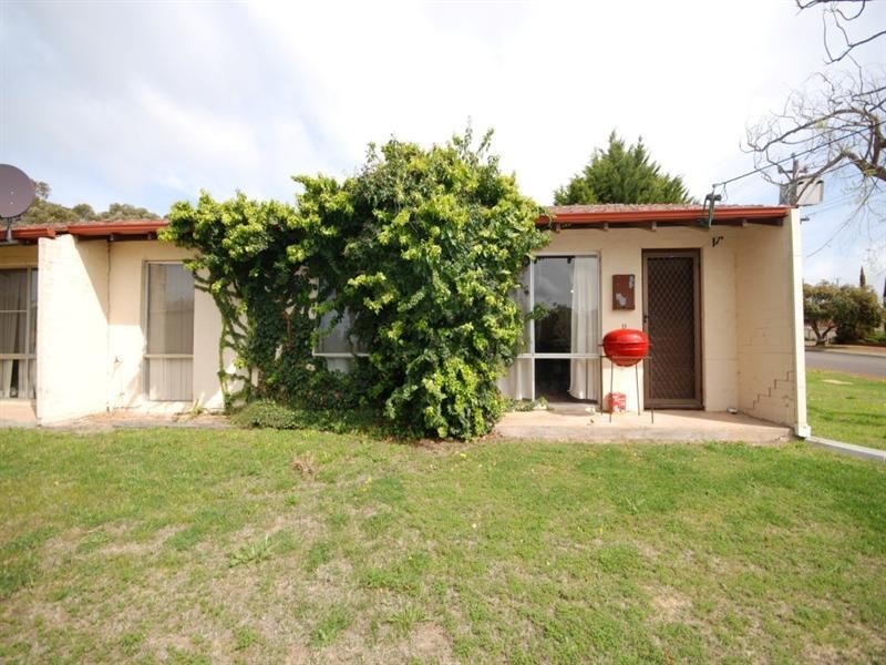 U 1, 2 and 3/1 Hough Street, Narrogin WA 6312