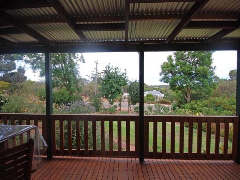 65 Herald Street, Narrogin WA 6312