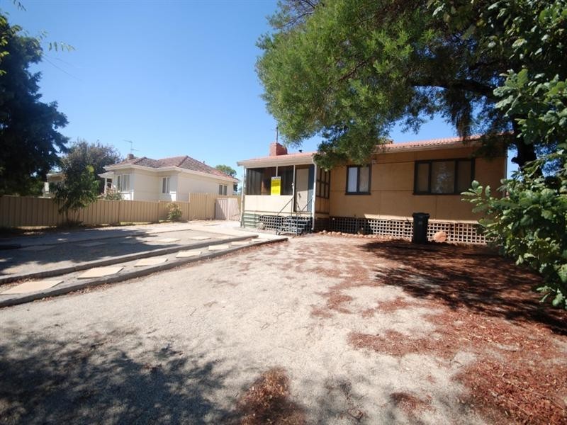 7 Andrews Street, Narrogin WA 6312