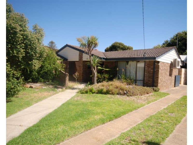 57 Sydney Hall Way, Narrogin WA 6312