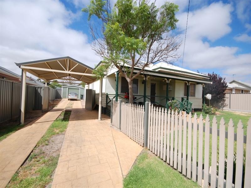 59 Clayton Road, Narrogin WA 6312