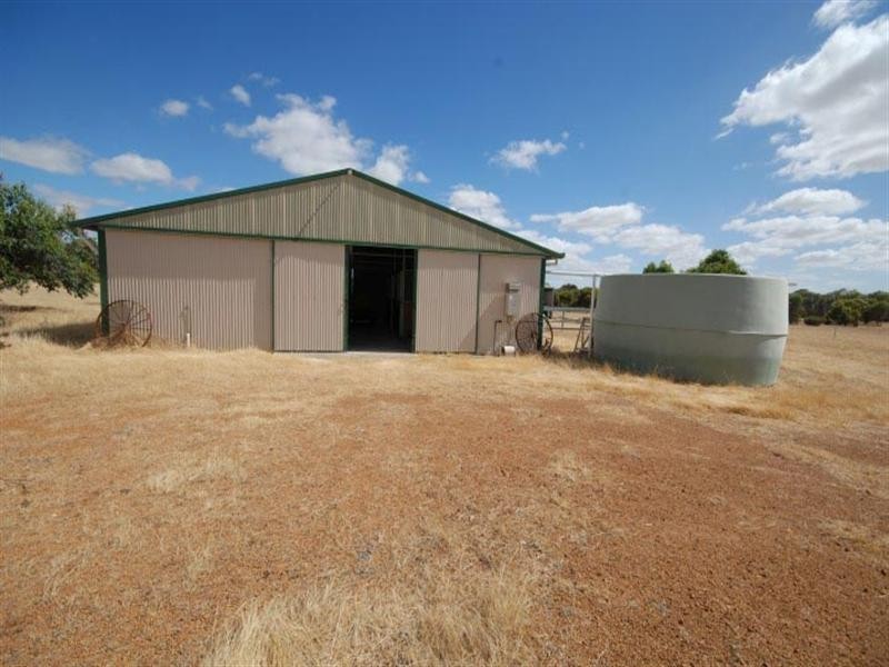 176 Contine Road, Narrogin WA 6312