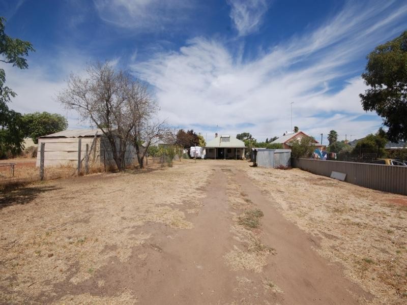 39 Doney Street, Narrogin WA 6312