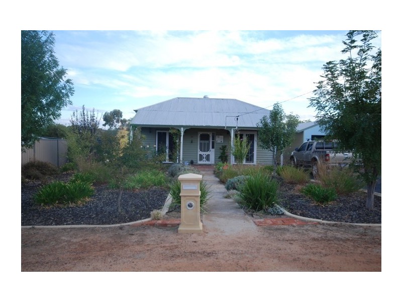 43 Furnival Street, Narrogin WA 6312