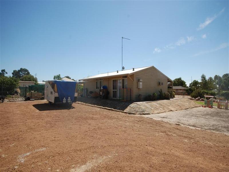 11 Eliot Street, Pingelly WA 6308
