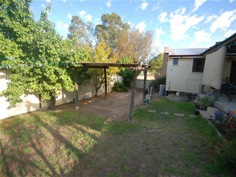 16 Andrews Street, Narrogin WA 6312