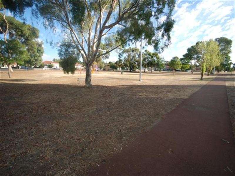 16 Andrews Street, Narrogin WA 6312