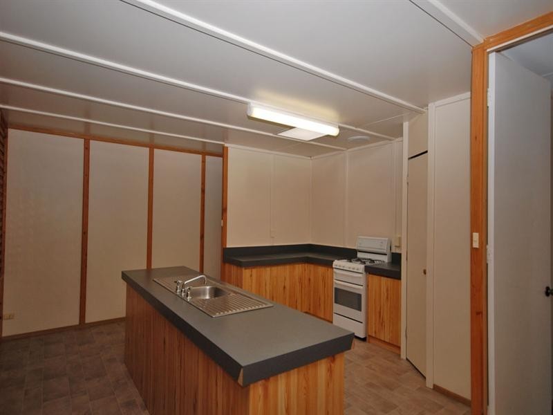 16 Fry Street, Williams WA 6391